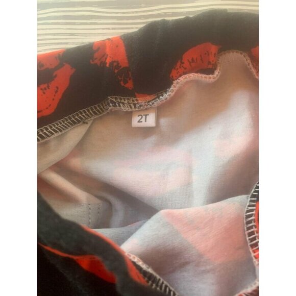 Posh Kiddos Zipper Joggers Kisses 2T - Picture 3 of 9